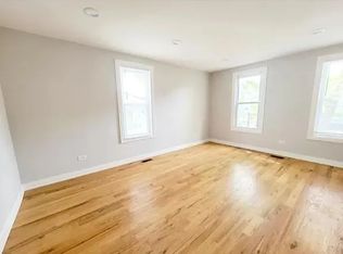 1829 N Drake Ave #2N, Chicago, IL 60647