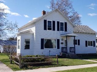 351 Maple St, Peshtigo, WI 54157
