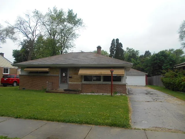 1124 Hiawatha Dr photo 1