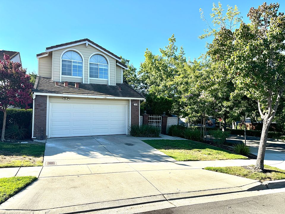 1st image of 2348 Dubois St