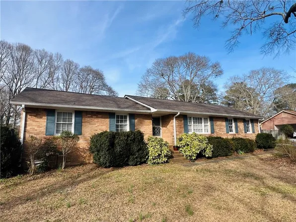 211 Clark Rd, Griffin, GA 30224
