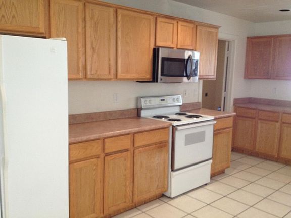 5th image of 1736 S Ventura Dr