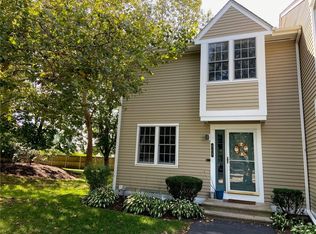 735 Willett Ave Unit 808, Riverside, RI 02915