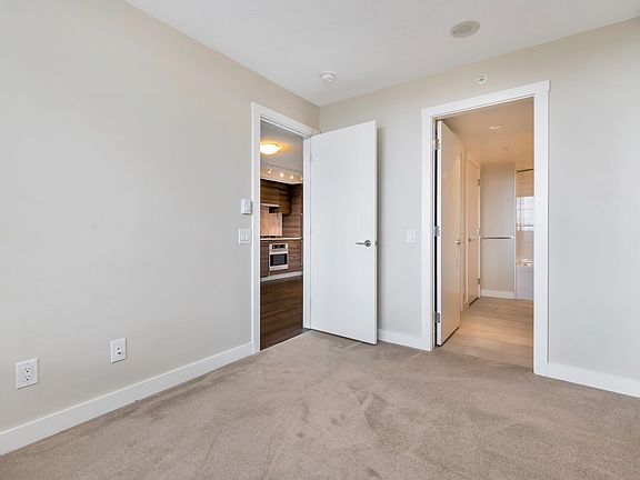 3rd image of 602 Como Lake Ave #1407