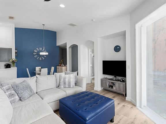 2nd image of 1706 Carvelle Drive