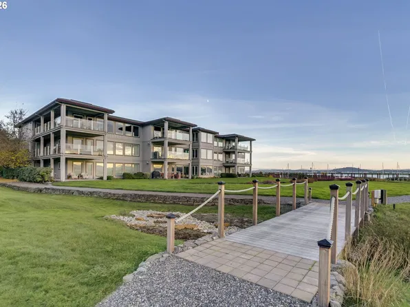 5615 SE Scenic Ln Unit 201, Vancouver, WA 98661