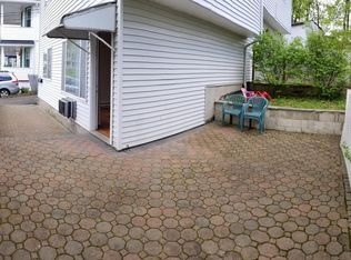 211 Ledgeside Ave #A, Waterbury, CT 06708