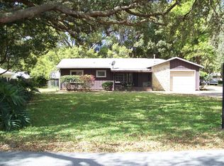 1222 N McDonald Ave, Deland, FL 32724