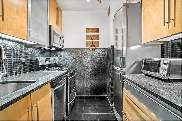 Sold by Douglas Elliman | media 5