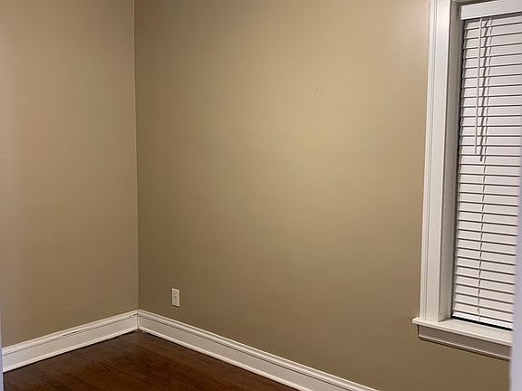 5th image of 2157 W Superior St #1