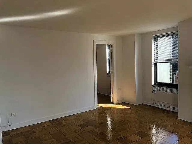 108 East 38th Street — Photo 3