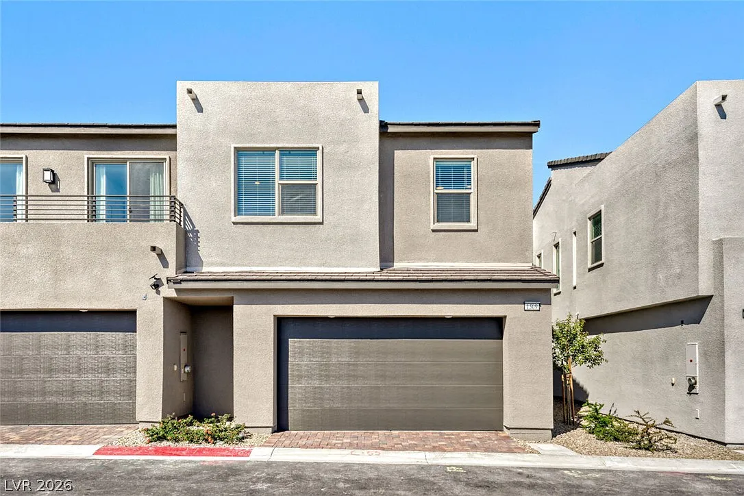 4 bed, 3.0 bath, 2170 sqft, $2,900 — Photo 2