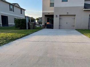 1875 Red Canyon Dr, Kissimmee, FL 34744