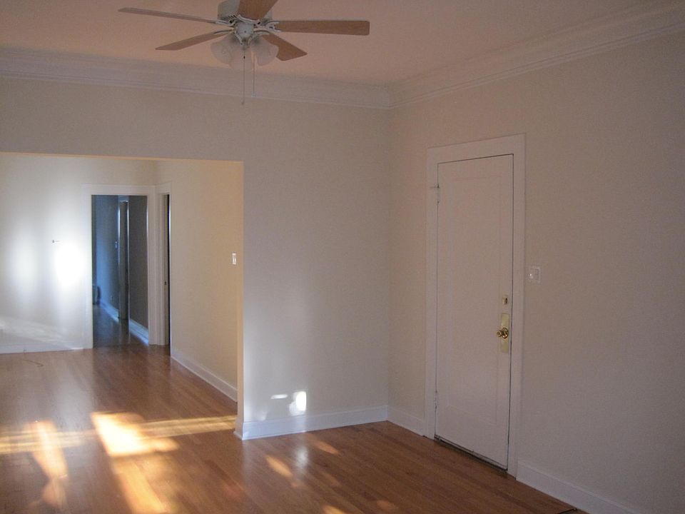 1st image of 5116 N Leavitt St #1