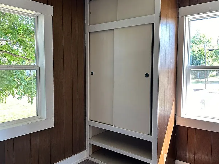 607 N Adams Ave — Photo 5