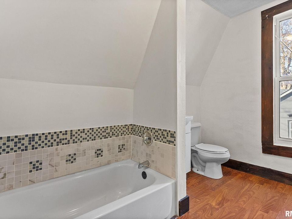 16th image of this home