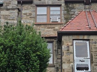 1633 Conlyn St, Philadelphia, PA 19141