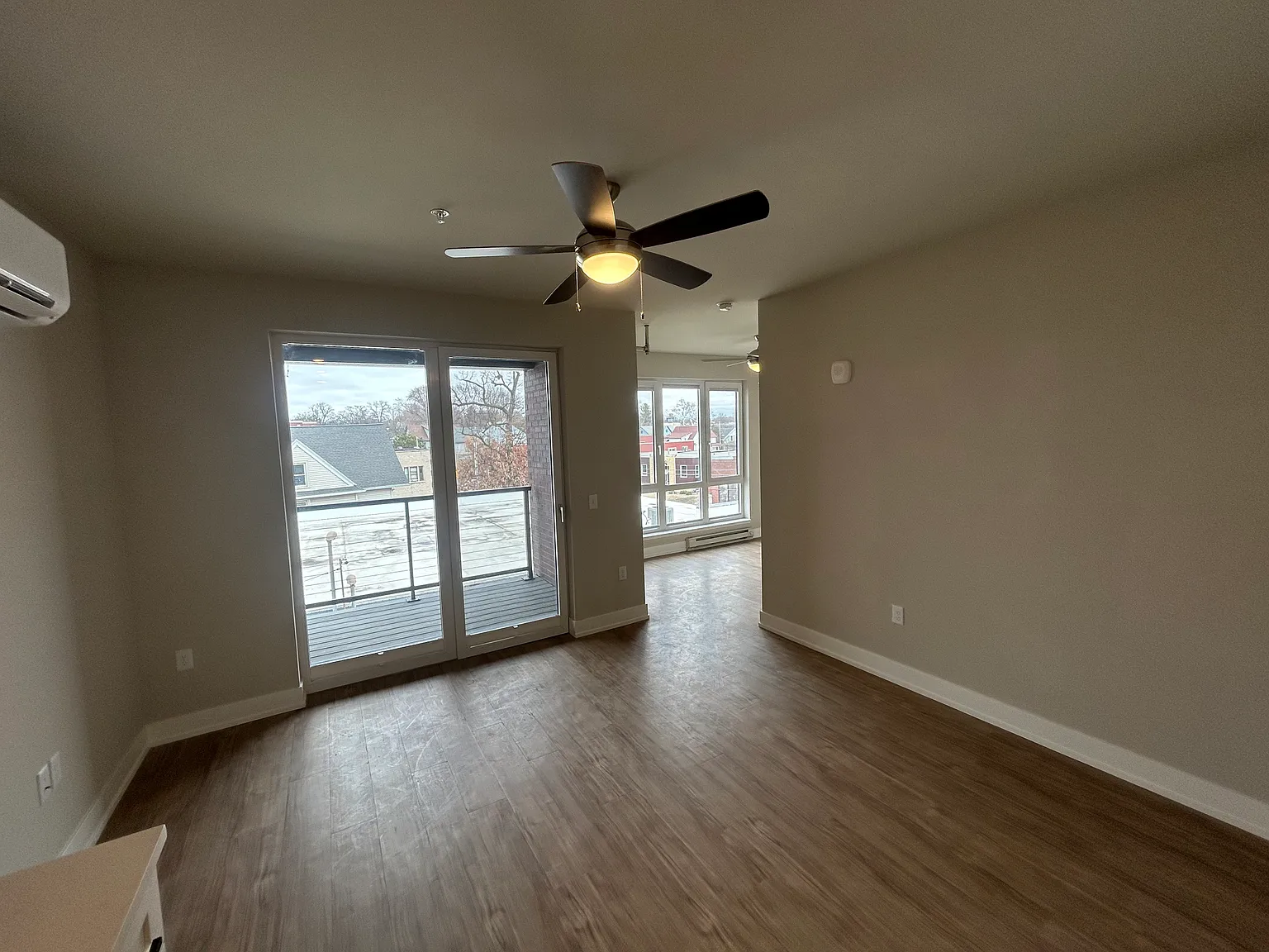 Studio, 502 sqft, $1,199 — Photo 2