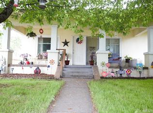 1210 S 5th Ave, Kelso, WA