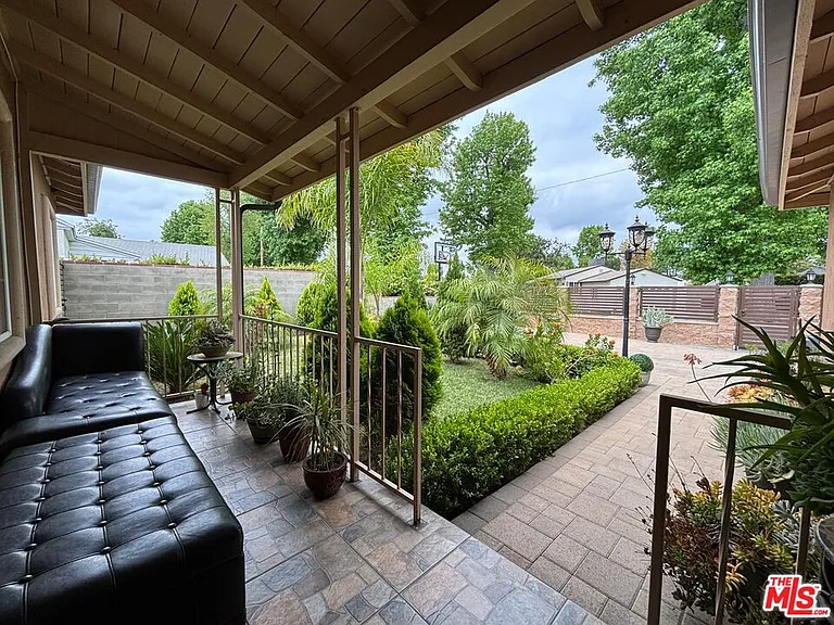 6550 Van Noord Ave — Photo 27