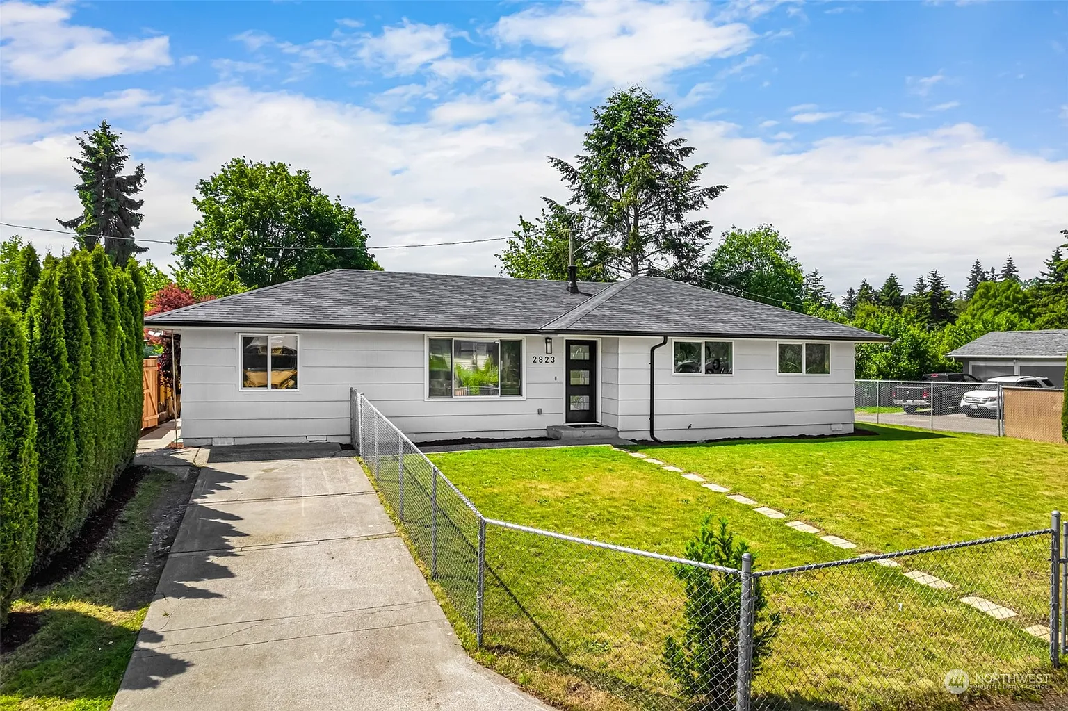 2823 SW 99th Street photo 1
