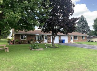 104-106 Hillside Dr, Columbus, WI 53925
