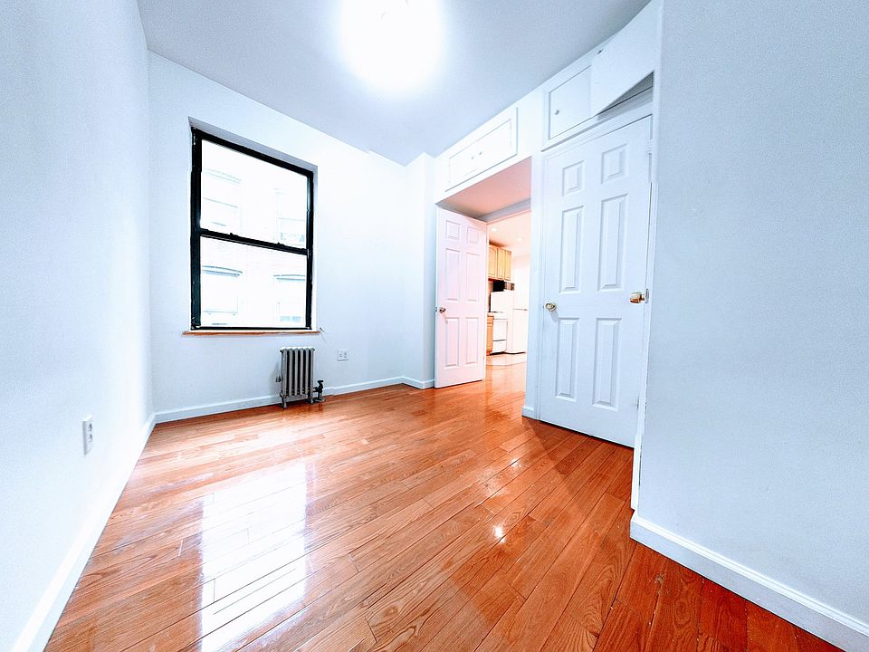 2nd image of 214 1st Ave APT 25