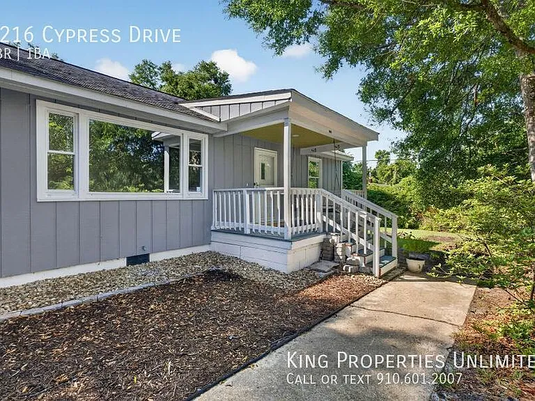 1216 Cypress Dr — Photo 5