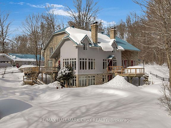 4th image of 3778 Vasey Rd