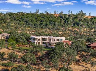 876 Whispering Winds Ln, Chico, CA 95928