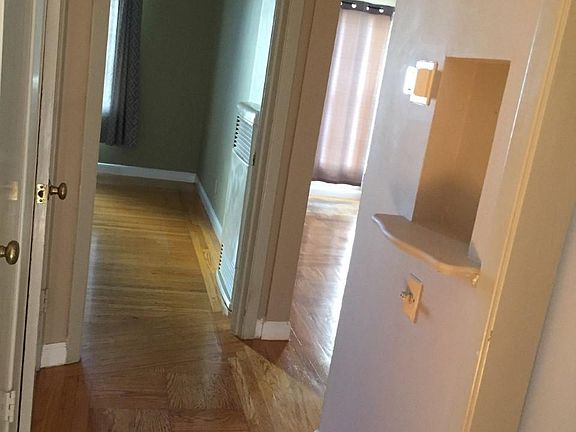 2nd image of 1285 Guerrero St APT 2