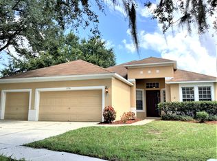 11710 Grove Arcade Dr, Riverview, FL 33569