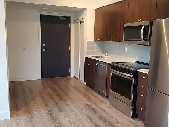 2nd image of 1 Wellington St #219