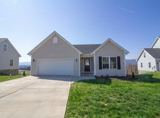 60 Upland Ct, Stuarts Draft, VA 24477