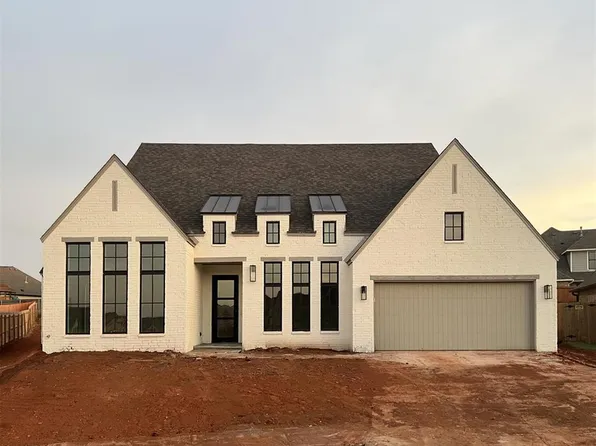 5613 NW 157th St, Edmond, OK 73013