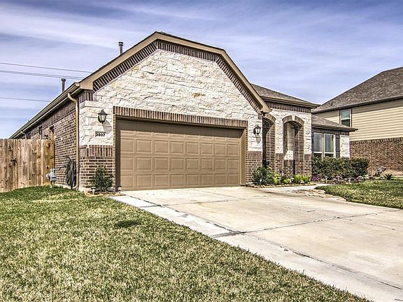 2nd image of 3807 Waterworth Way