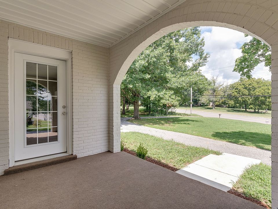 1365 W Commerce St, Lewisburg, TN 37091 Zillow