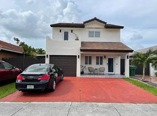 8735 NW 109th Ter, Hialeah Gardens, FL 33018