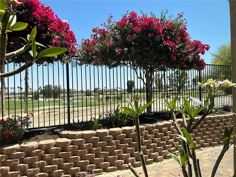 77184 California Dr — Photo 35