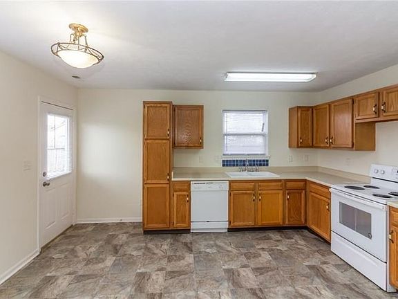 5th image of 5306 Scatterwood Ct