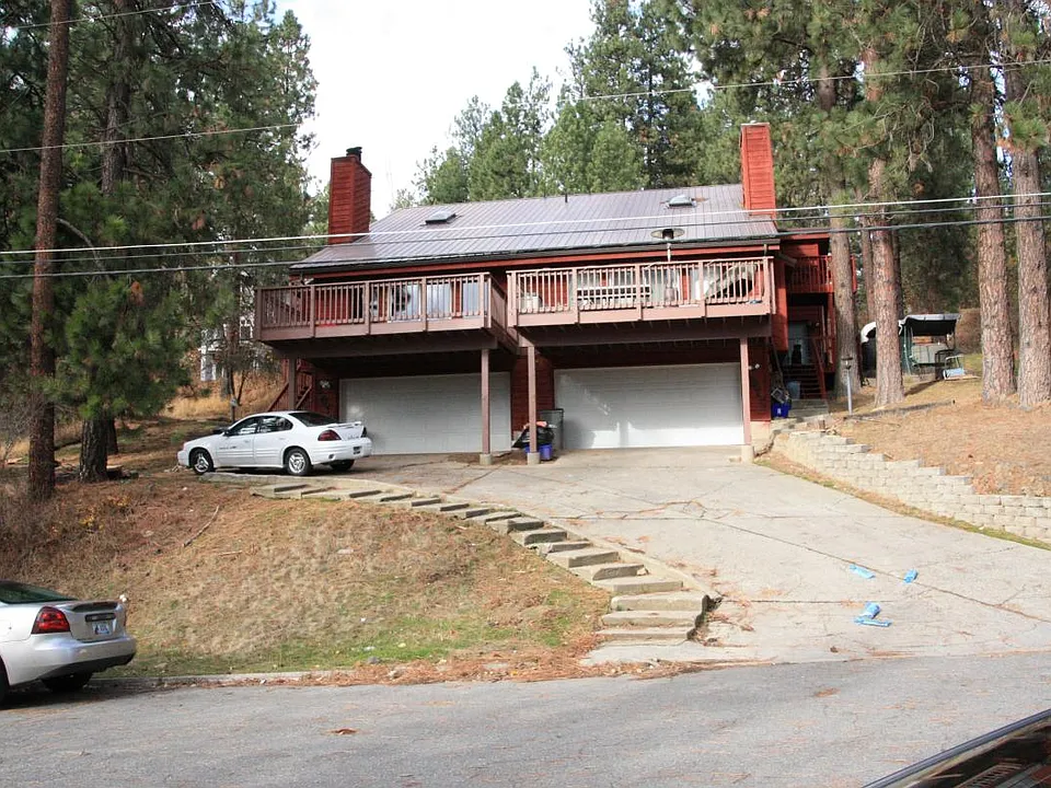 Front of house - unit on left is for rent