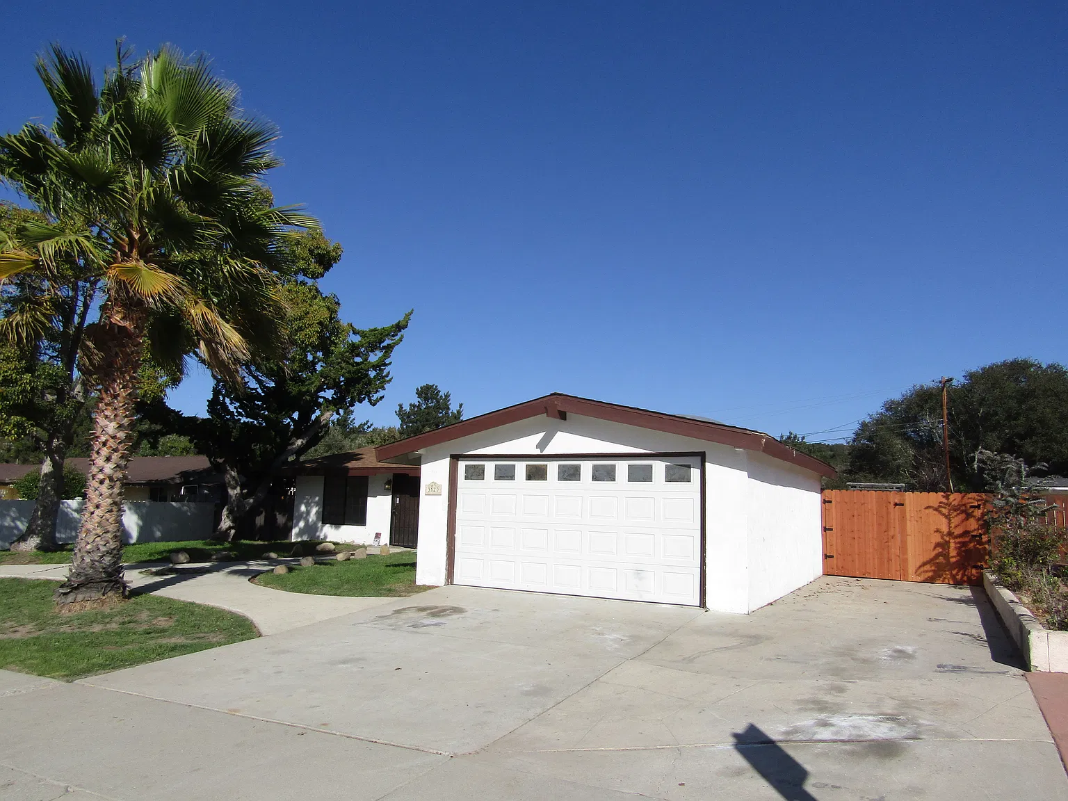 3 bed, 1.5 bath, 1486 sqft, $2,745 — Photo 4