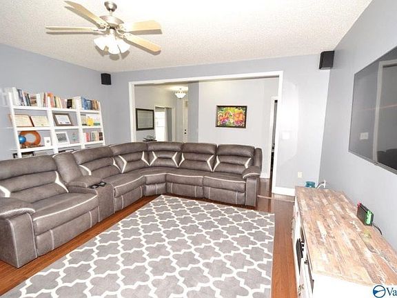 3rd image of 5024 Patriot Park Dr SE