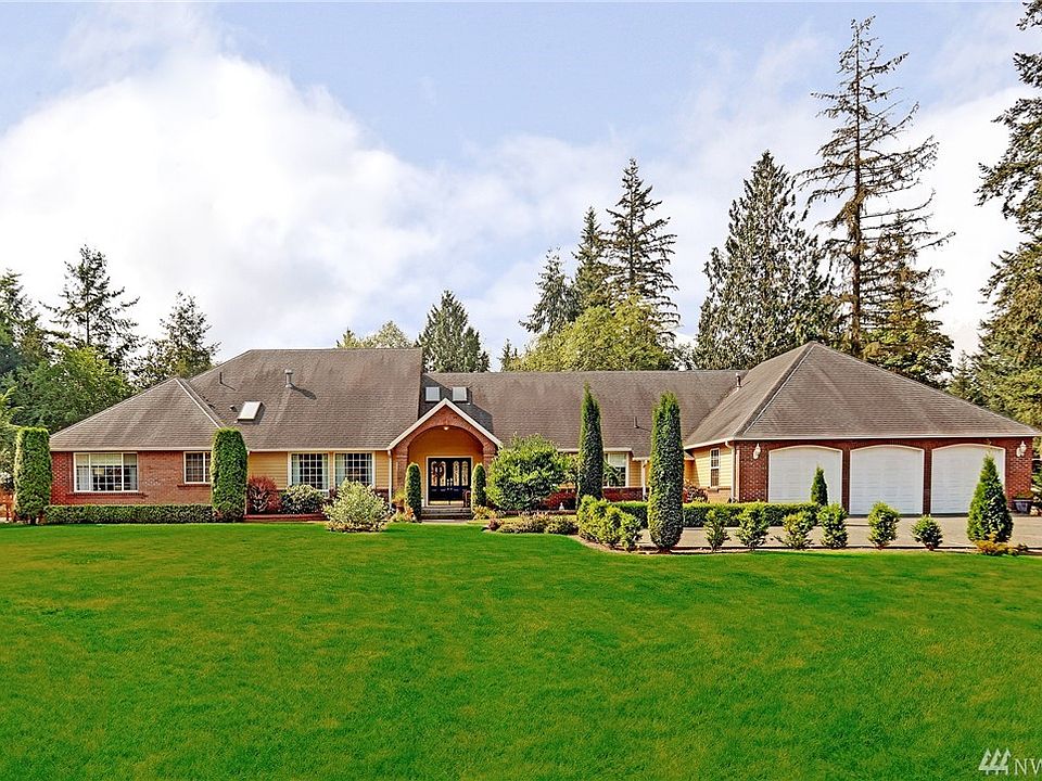 1st image of 20907 NE 156th St