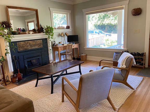 2nd image of 3818 24th Ave S #1