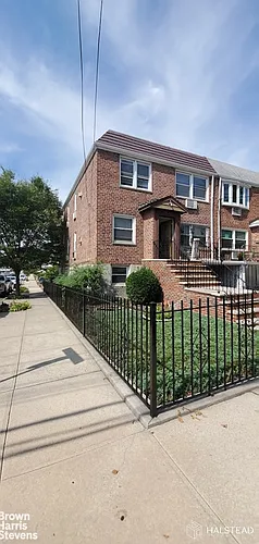 60-46 69th Pl #2 Photo 1 60-46 69th Pl #2 Photo 1