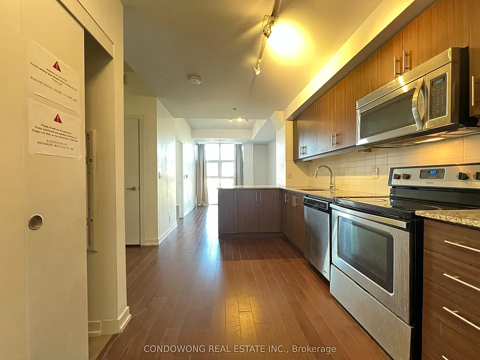 10 Willison Sq #1012
