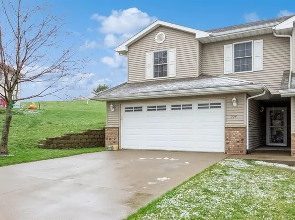 224 Pedersen St, West Branch, IA 52358