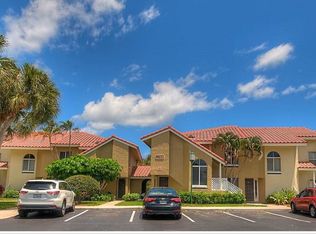 5684 Arbor Club Way APT 6, Boca Raton, FL 33433