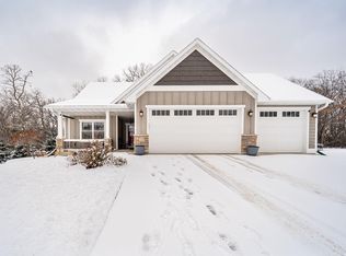 2855 Tee Time Rd SE, Rochester, MN 55904